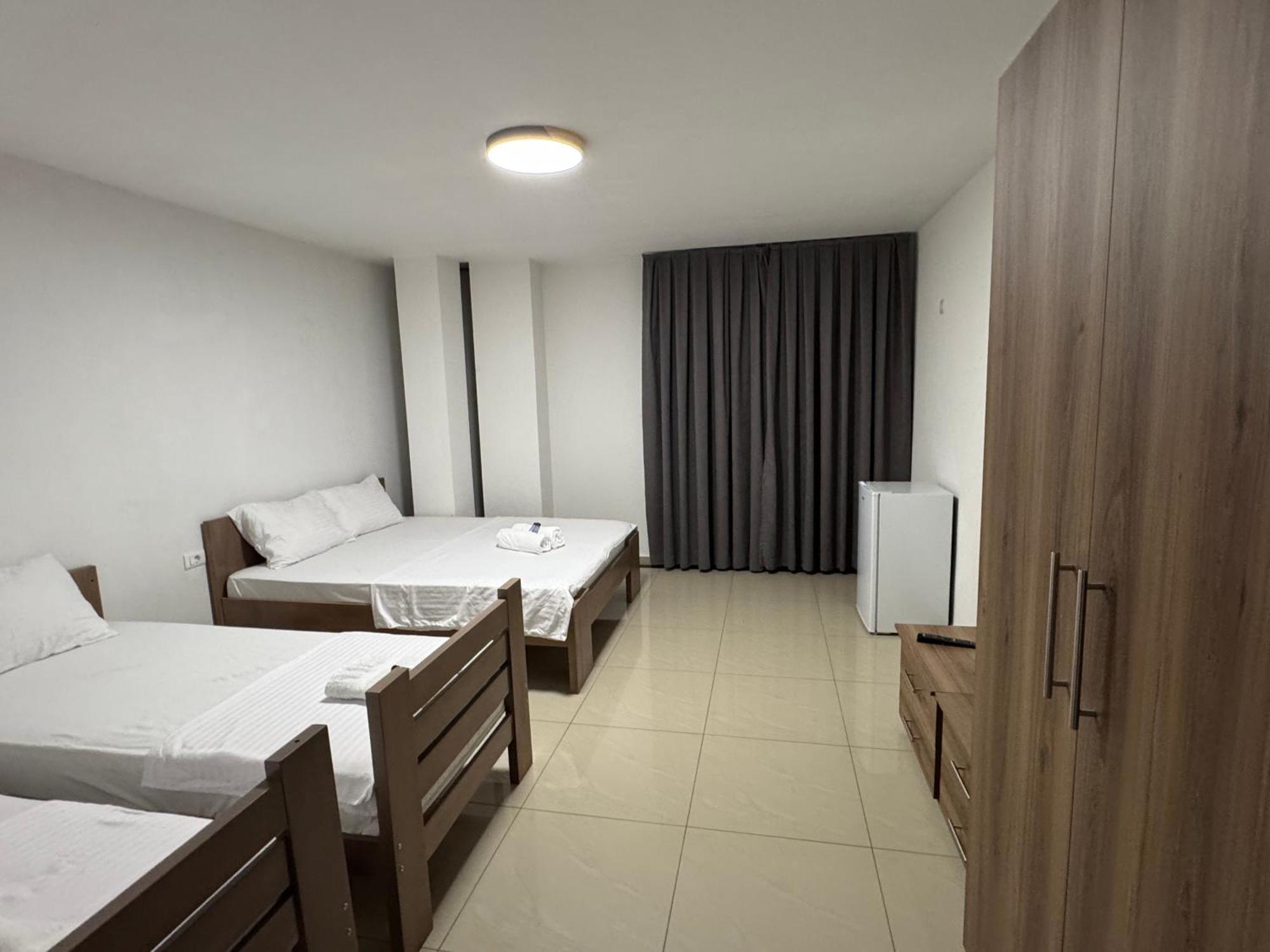 Hotel Majestic Struga Exterior foto